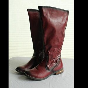 Vangelo faux leather red boots size 39, women’s size 8